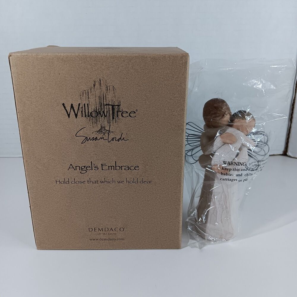 Demdaco Willow Tree Angel's Embrace Figurine Susan Lodi 2002 Angel Mother Child
